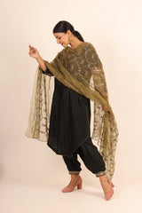 Lightweight comfortable chanderi fabric suit