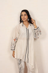 Flower block-printed cotton shirt with pearl