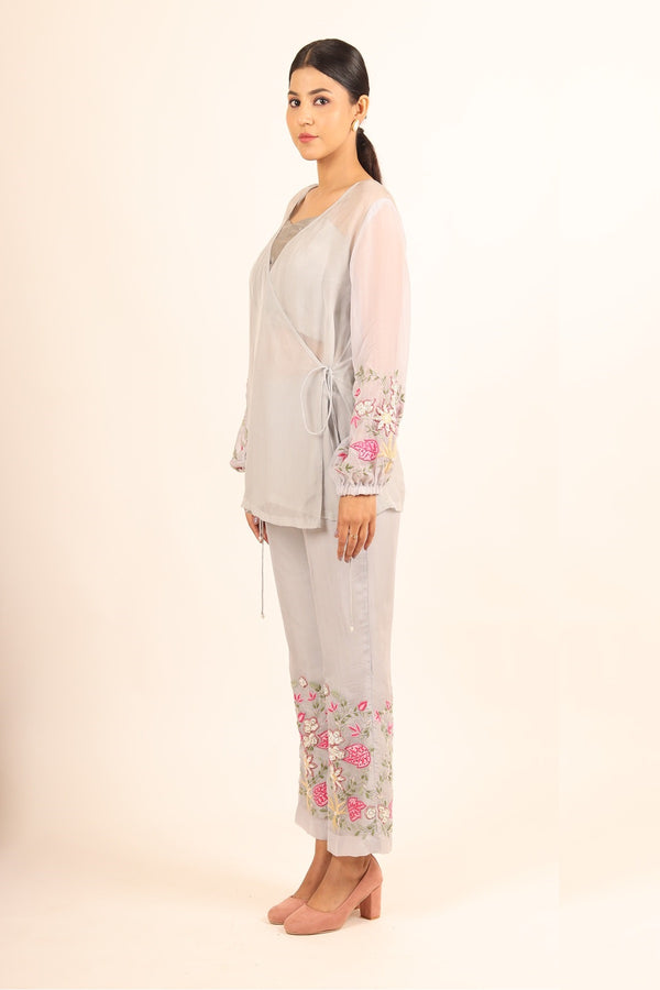 Multicolored thread with pearl co-ord set