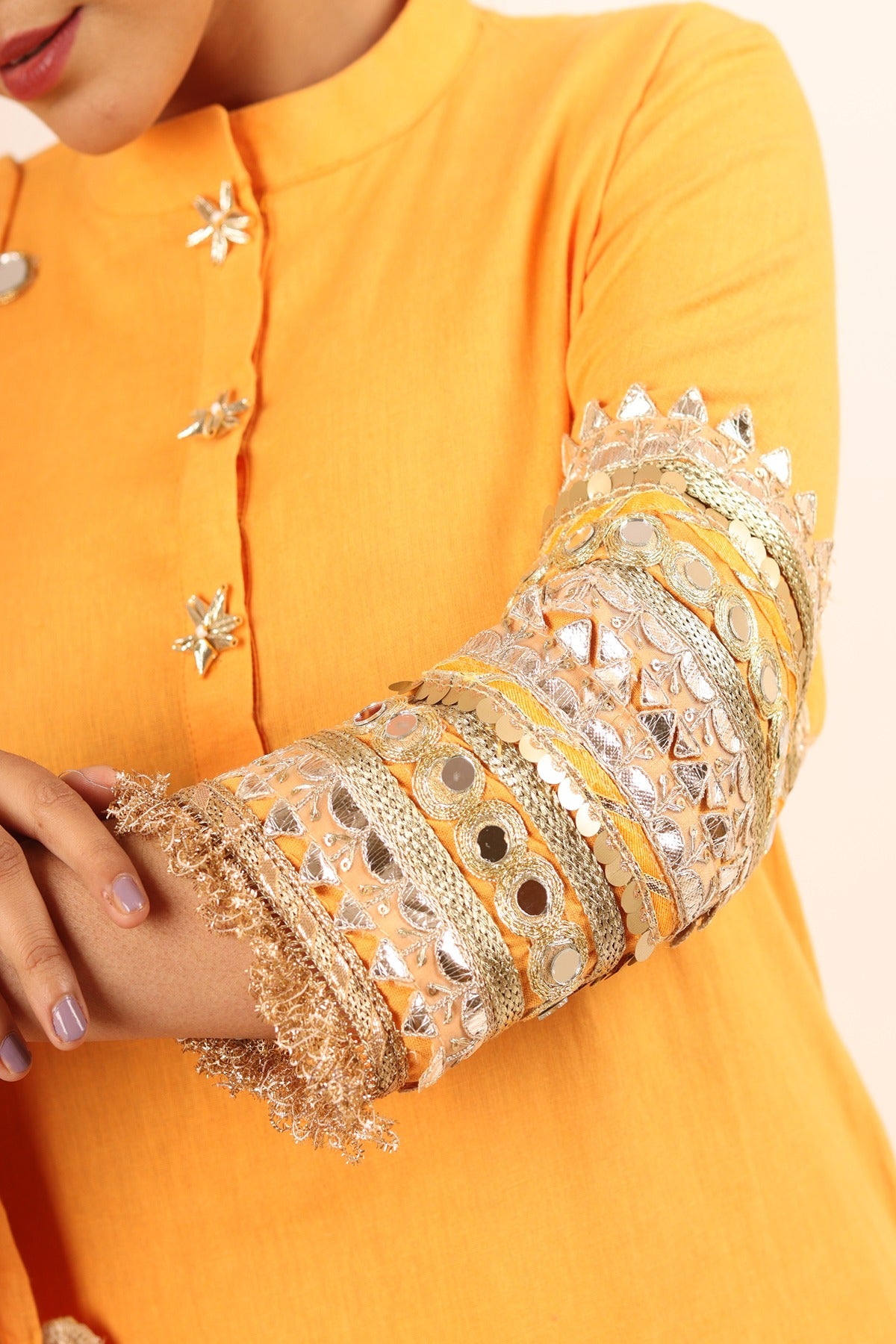 Sunlit Amara Kurta
