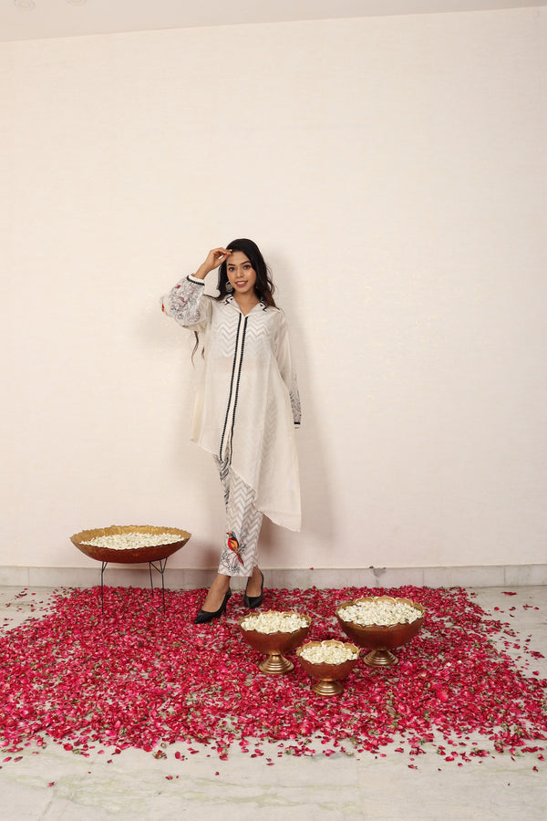 Crafted in lusturous block print co-ord set