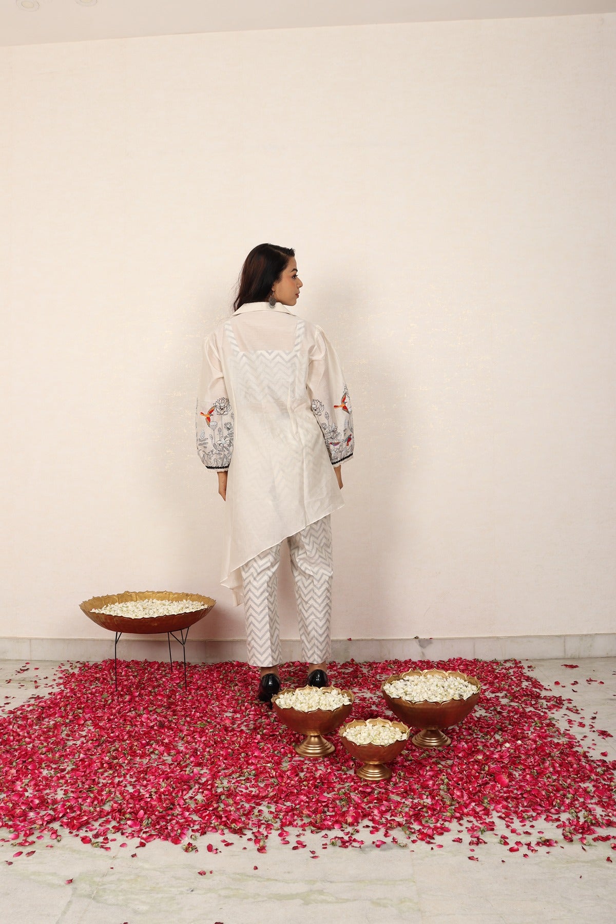 Flower block-printed cotton shirt with pearl